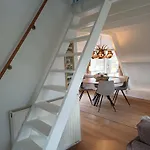 Maison Tronchiennes 度假居 *